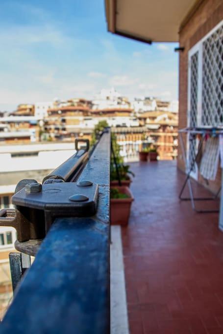 Roma, Gemelli Casa Eleganza, Resort Modernista Bagian luar foto