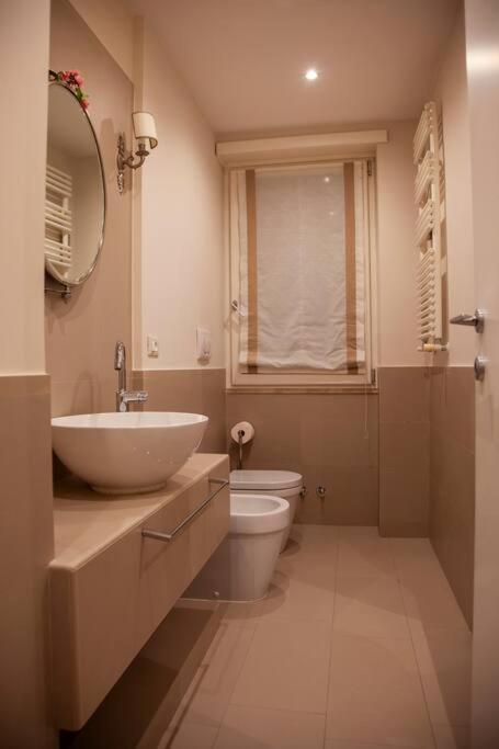 Roma, Gemelli Casa Eleganza, Resort Modernista Bagian luar foto