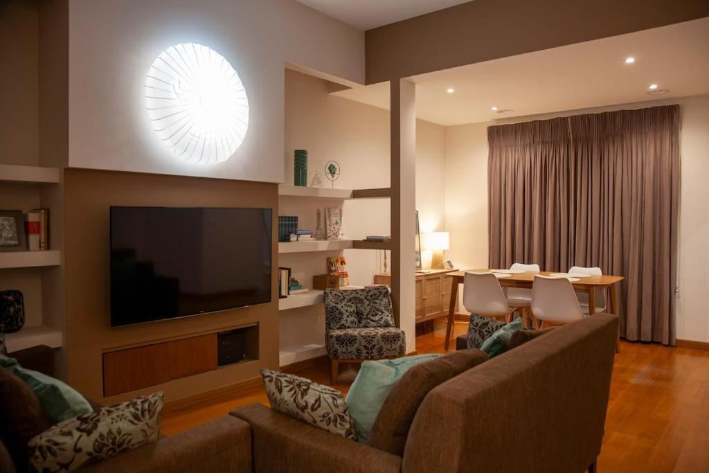 Roma, Gemelli Casa Eleganza, Resort Modernista Bagian luar foto