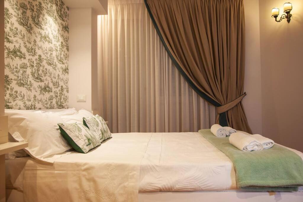 Roma, Gemelli Casa Eleganza, Resort Modernista Bagian luar foto
